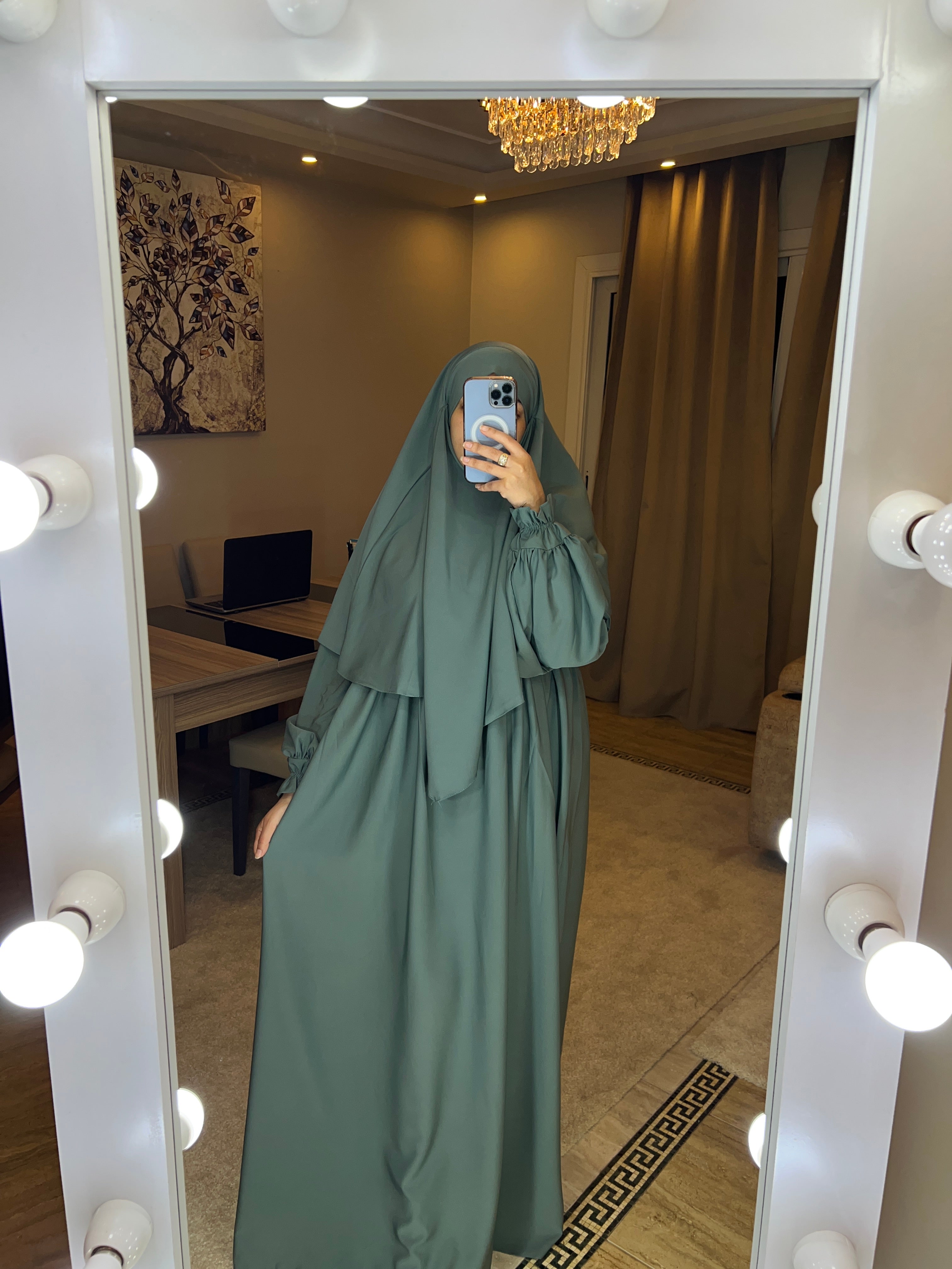 جلباب Bella